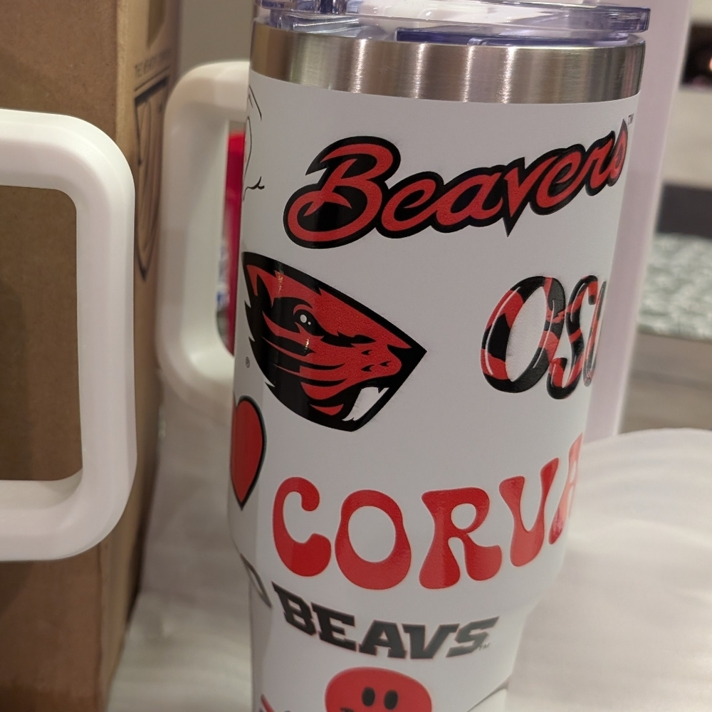 Oregon State Beavers Themed Tumbler with Handle - White and Red